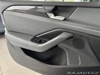 Volkswagen Passat 1,5 eTSI DSG*Masáž*Webast 2024