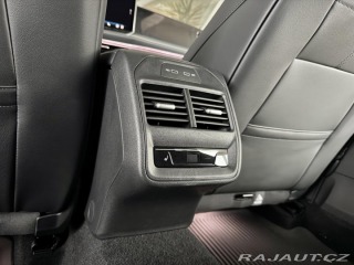 Volkswagen Passat 1,5 eTSI DSG*Masáž*Webast 2024