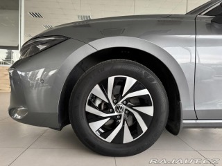 Volkswagen Passat 1,5 eTSI DSG*Masáž*Webast 2024