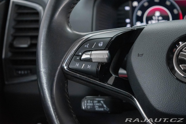 Škoda Karoq 1.5TSI*REZERVACE* 2020