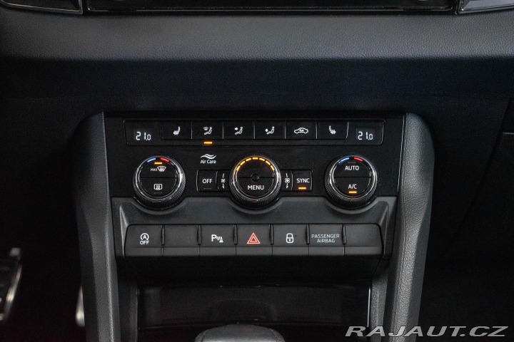 Škoda Karoq 1.5TSi*DSG*VIRTUAL*VÝHŘEV 2020