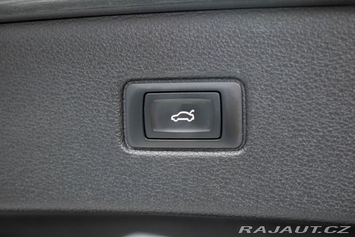 Audi Q7 3.0 TDI S-LINE*VZDUCH*MAT 2016