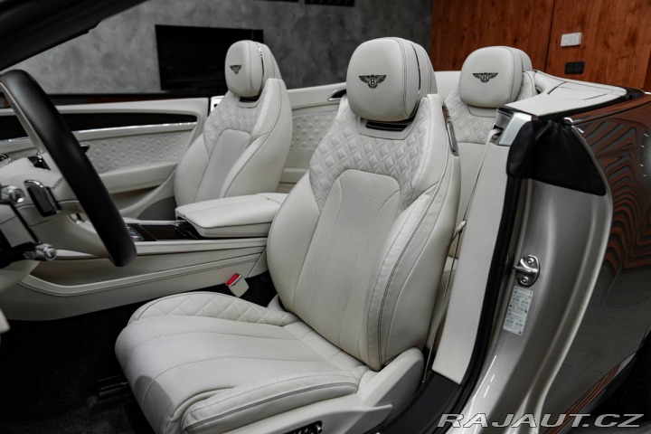 Bentley Ostatní modely Continental GTC V8, MULLINER, NAIM, NOČNÉ 1800