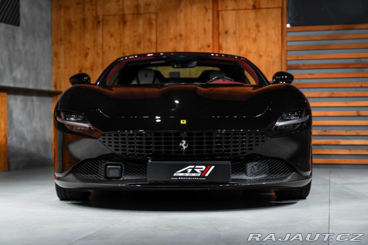 Ferrari Roma Spider, Karbón, JBL, ACC 1800