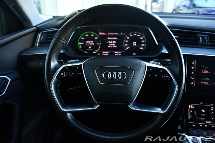 Audi e-tron 50 2022