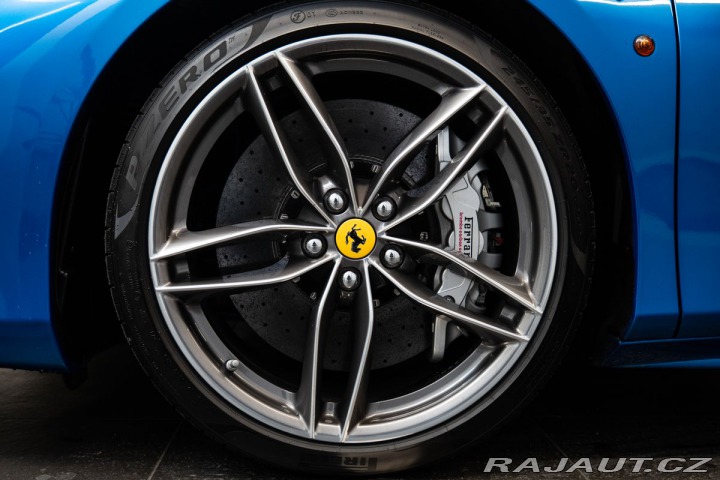 Ferrari 488 Lift/JBL/Carbon 1800