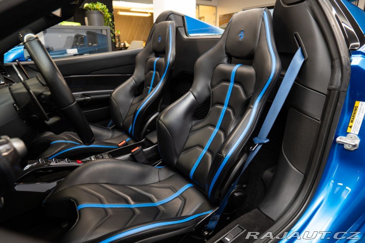 Ferrari 488 Lift/JBL/Carbon 1800