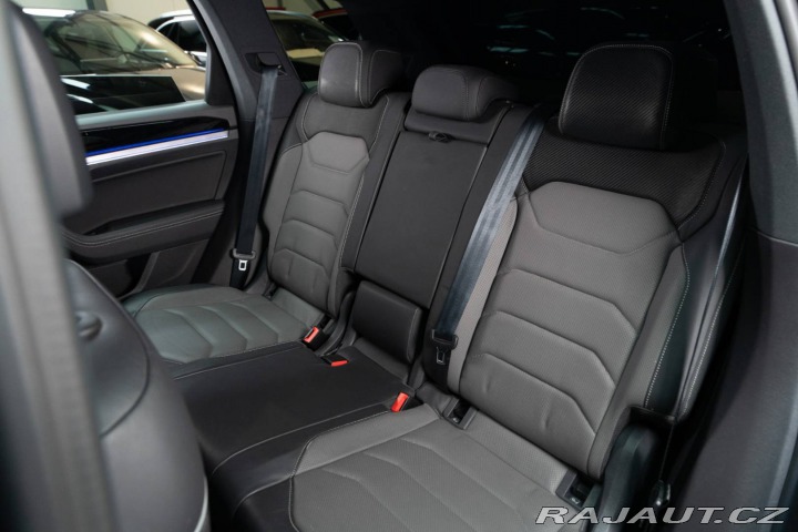 Volkswagen Touareg 3.0 V6 TDI SCR 286k R-Li 2018