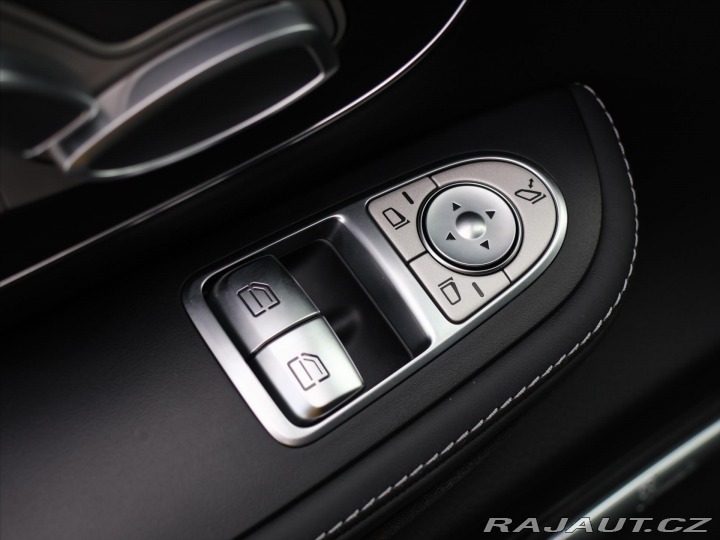 Mercedes-Benz V 2,0 300d 4Matic Long Excl 2025
