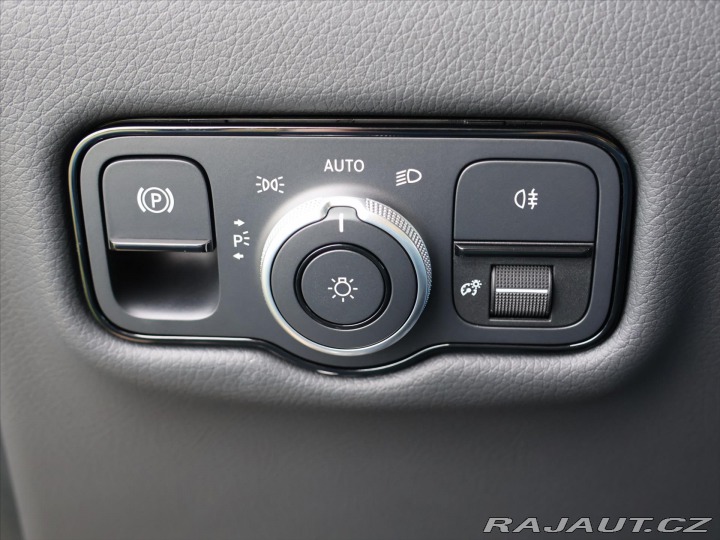 Mercedes-Benz V 2,0 300d 4Matic Long Excl 2025