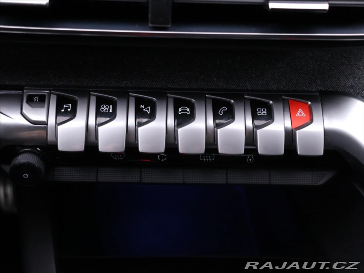 Peugeot 3008 1,2 PT 96kW GT- Line 2017