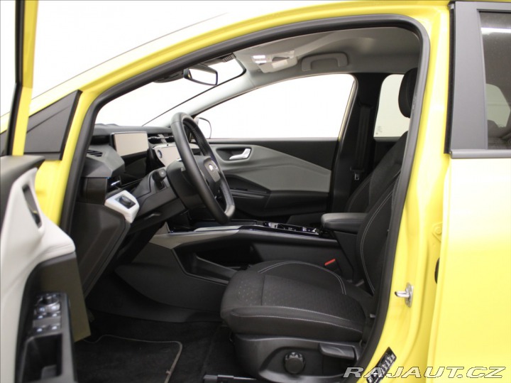 Ford Puma 0,1 43kWh Puma BEZKLÍČ 36 2025