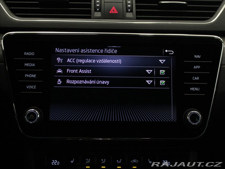 Škoda Superb 2,0 TDi 147kW Style 1.maj 2022