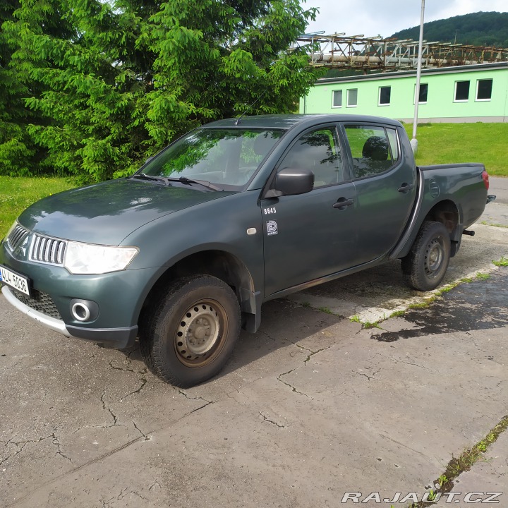 Mitsubishi L200 4D56 / NM 2012