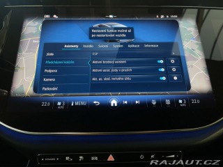 Mercedes-Benz E E 300 de 4MATIC kombi 2024