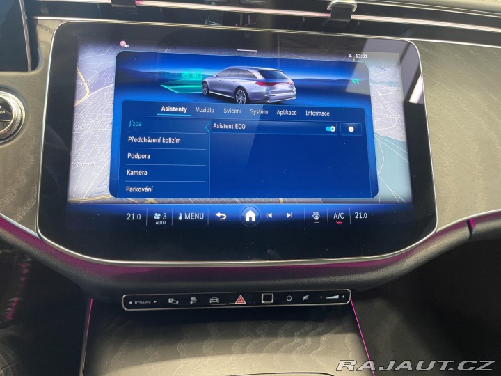 Mercedes-Benz E E 300 de 4MATIC kombi 2025