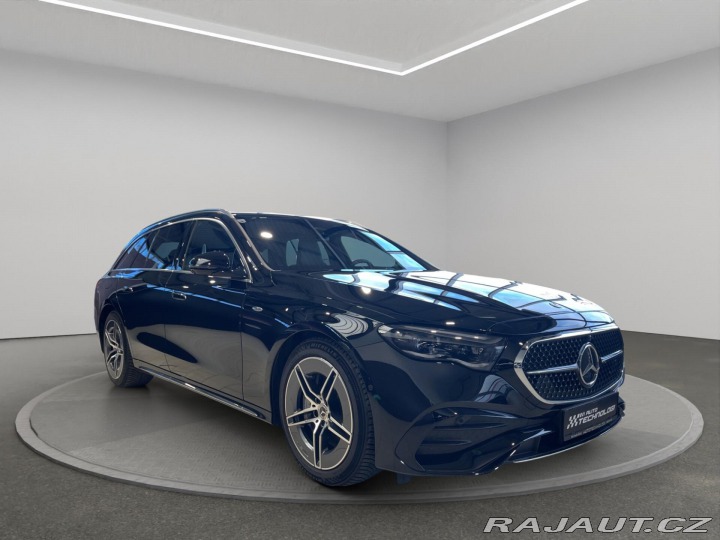 Mercedes-Benz E E 300 de 4MATIC kombi 2025