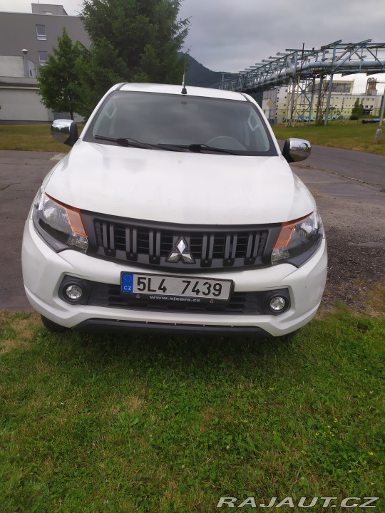 Mitsubishi L200 4N15 2017
