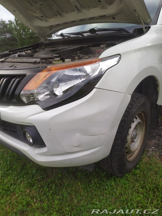 Mitsubishi L200 4N15 2017