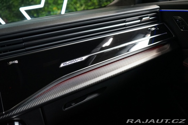 Audi RS Q8 CERAMIC*MASÁŽ*305 km/h*PA 2022