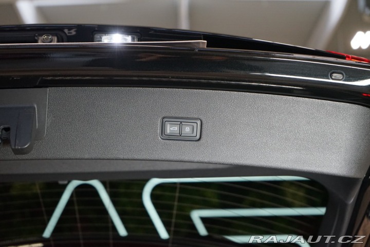 Audi RS Q8 CERAMIC*MASÁŽ*305 km/h*PA 2022