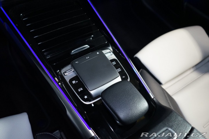 Mercedes-Benz GLB 200d*AMG*TAŽ*360*7-MÍST* 2021