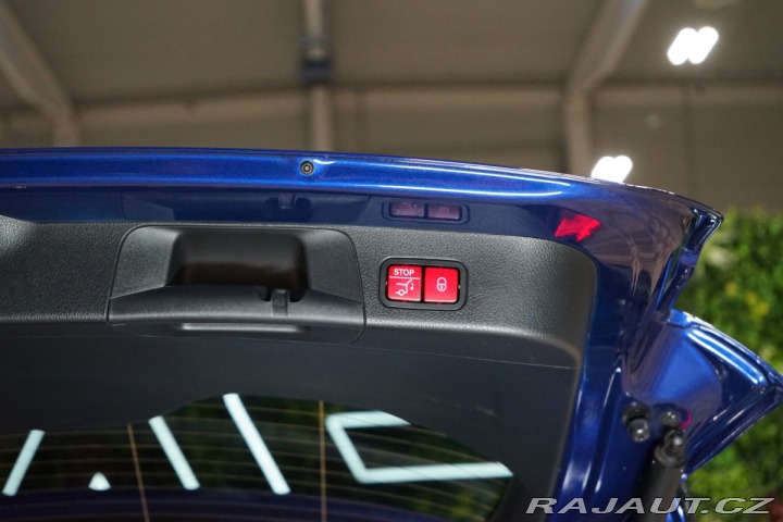 Mercedes-Benz GLB 200d*AMG*TAŽ*360*7-MÍST* 2021