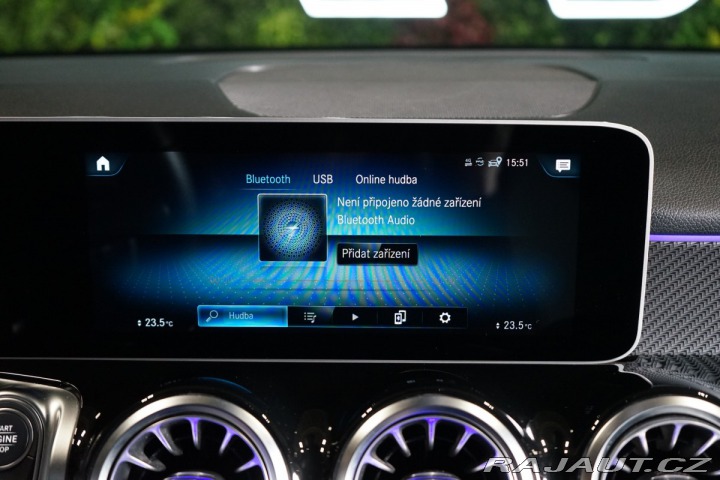 Mercedes-Benz GLB 200d*AMG*TAŽ*360*7-MÍST* 2021