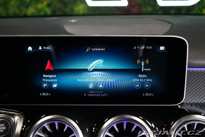 Mercedes-Benz GLB 200d*AMG*TAŽ*360*7-MÍST* 2021