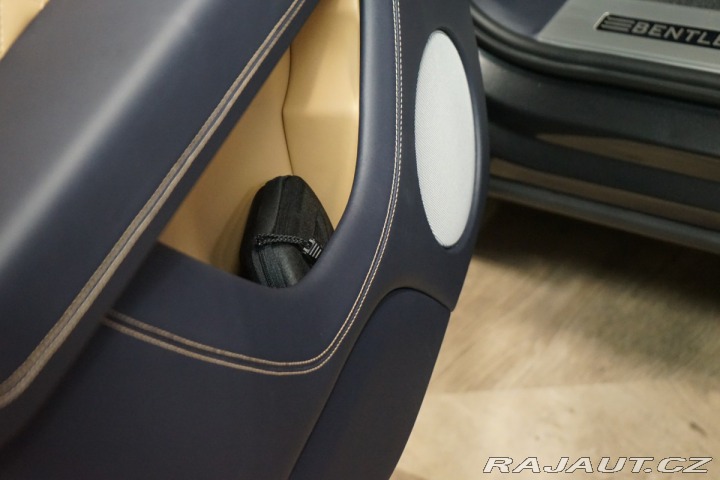 Bentley Bentayga HUD*PANO*MASÁŽ*TAŽNÉ*TV 2016