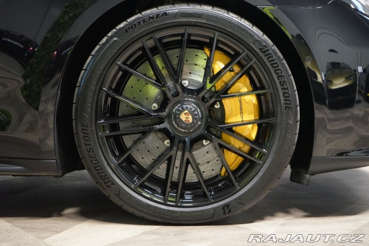 Porsche Panamera GTS*PCCB*BURM*HUD*MASÁŽ 2025