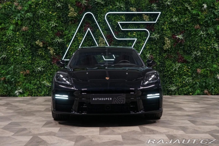 Porsche Panamera GTS*PCCB*BURM*HUD*MASÁŽ 2025