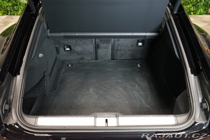 Porsche Panamera GTS*PCCB*BURM*HUD*MASÁŽ 2025