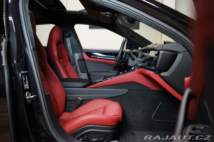 Porsche Panamera GTS*PCCB*BURM*HUD*MASÁŽ 2025