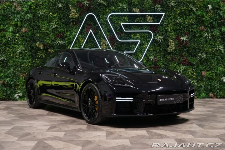 Porsche Panamera GTS*PCCB*BURM*HUD*MASÁŽ 2025