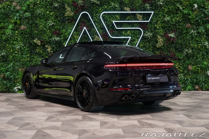 Porsche Panamera GTS*PCCB*BURM*HUD*MASÁŽ 2025