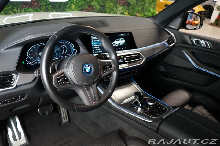 BMW X5 45e*xDRIVE*H/K*VZDUCH* 2023