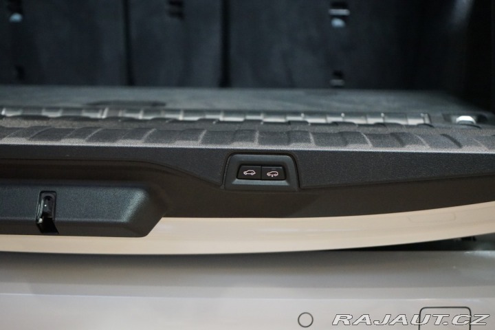 BMW X5 45e*xDRIVE*H/K*VZDUCH* 2023