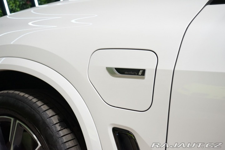 BMW X5 45e*xDRIVE*H/K*VZDUCH* 2023