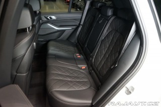 BMW X5 45e*xDRIVE*H/K*VZDUCH* 2023