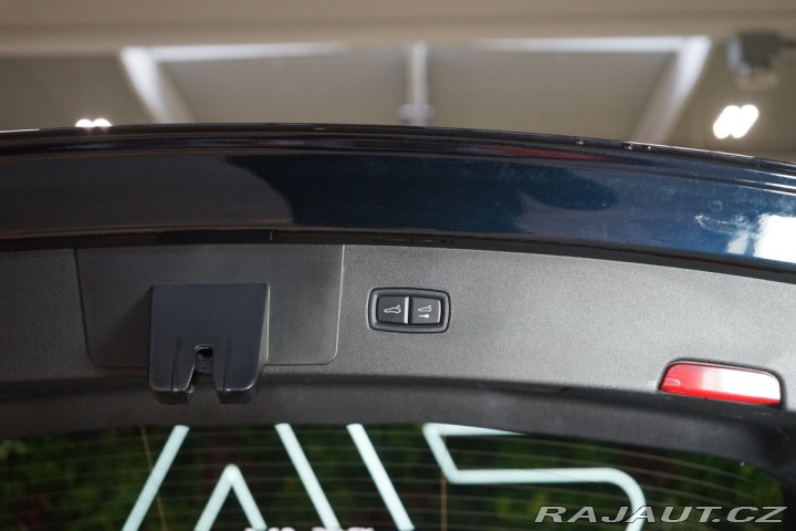 Porsche Cayenne E-HYBRID*360*PANO*TAŽ*PAS 2022