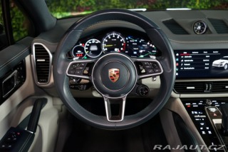 Porsche Cayenne E-HYBRID*360*PANO*TAŽ*PAS 2022