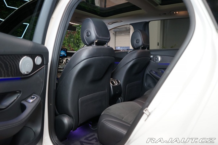 Mercedes-Benz GLC 220d*4M*AMG*PANO*360*TAŽ* 2021