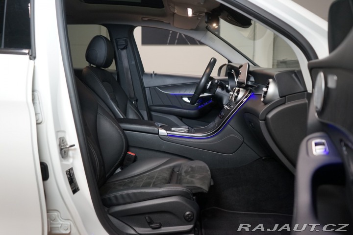 Mercedes-Benz GLC 220d*4M*AMG*PANO*360*TAŽ* 2021