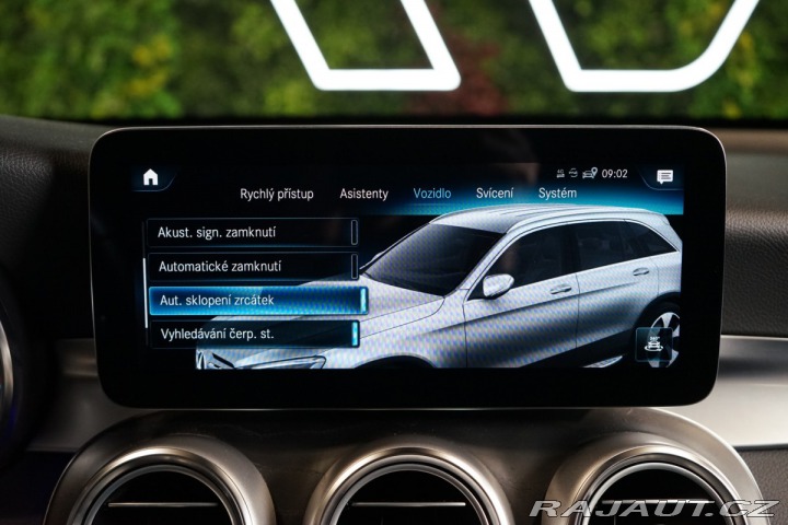 Mercedes-Benz GLC 220d*4M*AMG*PANO*360*TAŽ* 2021