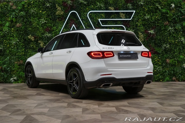 Mercedes-Benz GLC 220d*4M*AMG*PANO*360*TAŽ* 2021