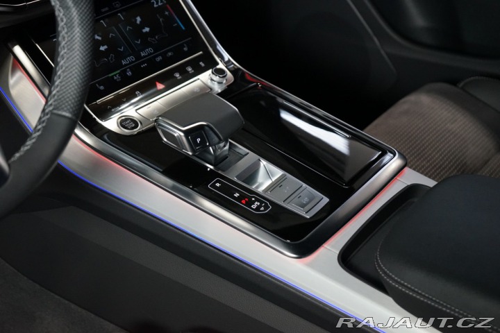 Audi Q8 QUATTRO*OLED*NEZ.TOP*ACC 2024