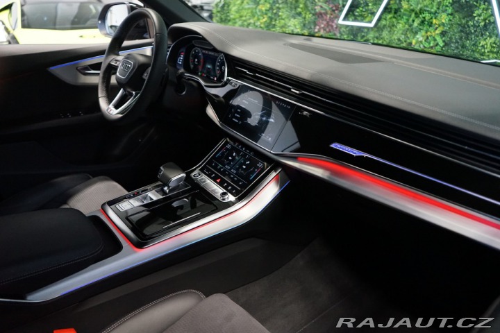 Audi Q8 QUATTRO*OLED*NEZ.TOP*ACC 2024