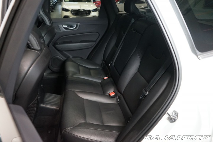 Volvo XC60 PANO*ACC*360*LED 2022