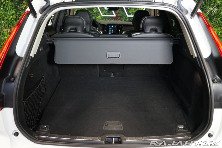 Volvo XC60 PANO*ACC*360*LED 2022